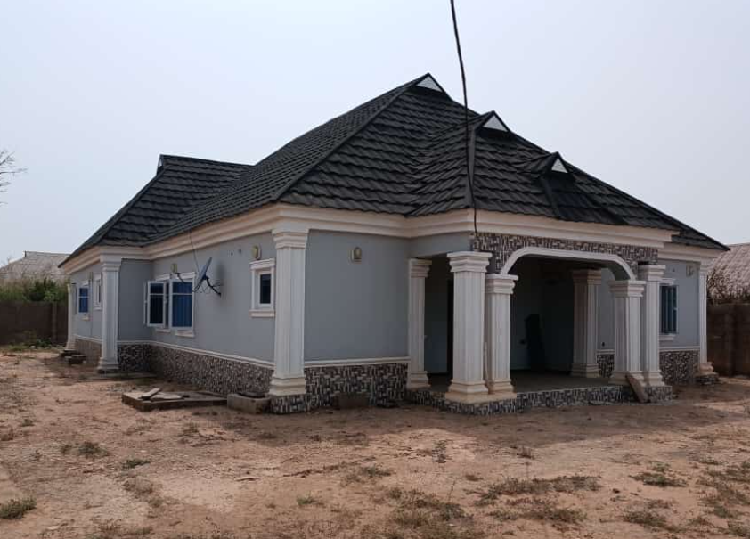 3 Bedroom Luxury House with Swimming Pool